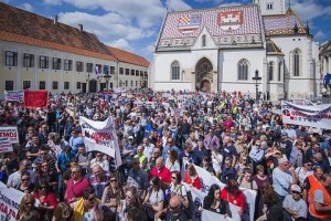 Masovni prosvjed Udruge Franak 25.4.2015.