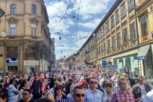 Plaćeni oglas PBZ banke i demanti Udruge Franak