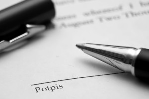 Banke ponovno u nove ugovore o kreditu unose nezakonite ugovorne odredbe!