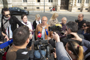 RJEŠENJEM JE UTVRĐENO DA POTROŠAČI IZ KONVERTIRANIH CHF KREDITA IMAJU PRAVNI INTERES ZA TUŽBE