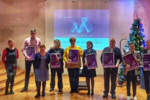 NAŠA JASNA ČEKADA PRIMILA JE NAGRADU ZA VOLONTERKU GODINE 2021. PRIMORSKO-GORANSKE ŽUPANIJE